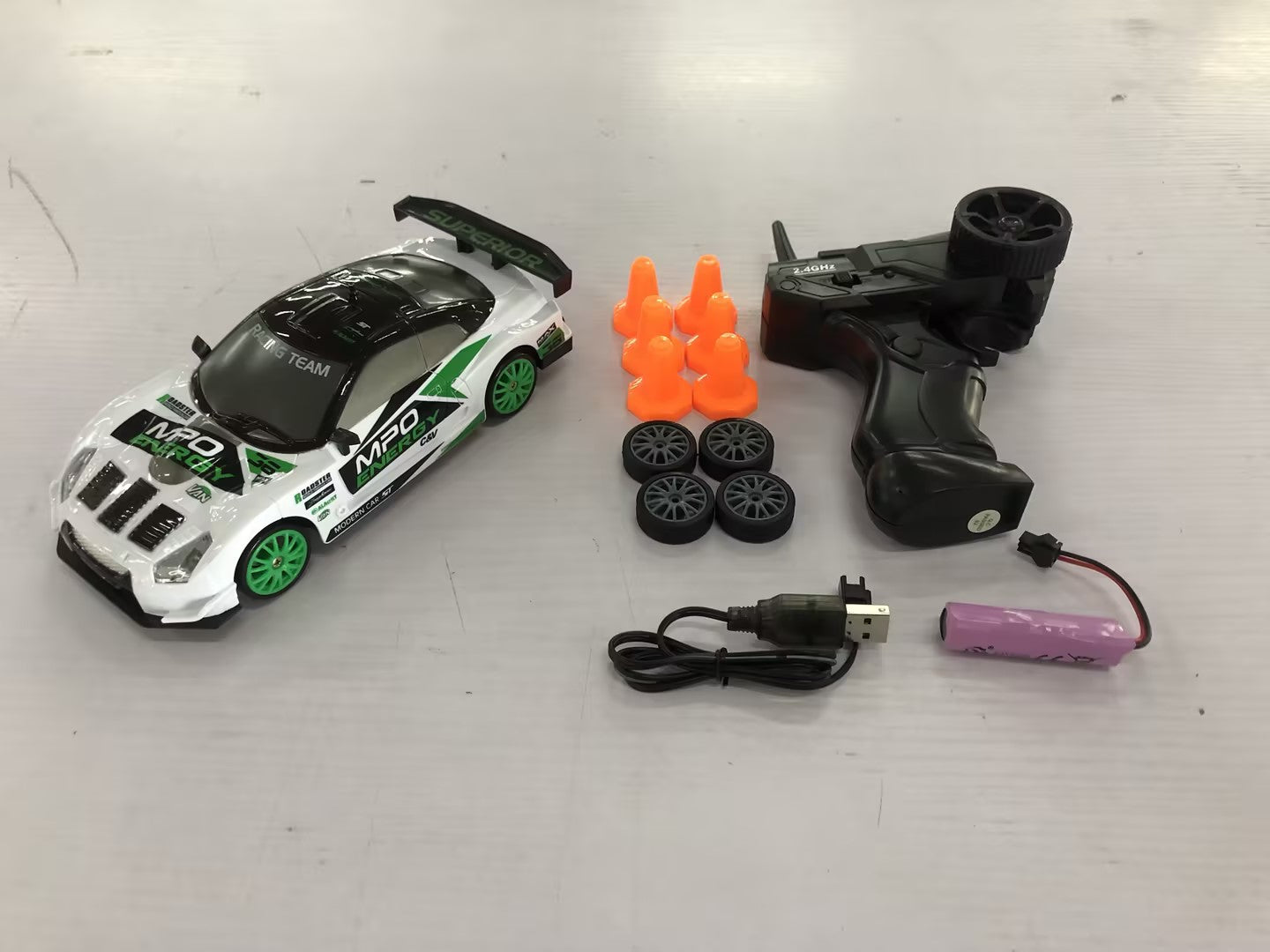 TurboDrift Spectrum™: Iconic 2.4G 4WD RC Drifter